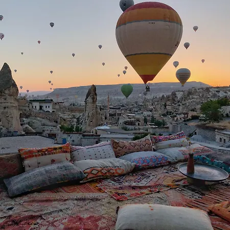 호텔 Lunar Cappadocia 2*