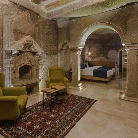 Lunar Cappadocia Göreme