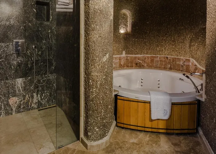 Lunar Cappadocia 2* Goreme